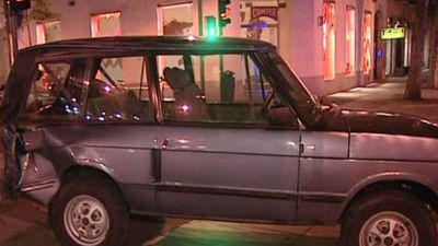 Seis aluniceros roban 200 bolsos en la tienda Loewe de Serrano