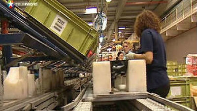 Economía cree que la prima acabará el año por debajo de los 200 puntos