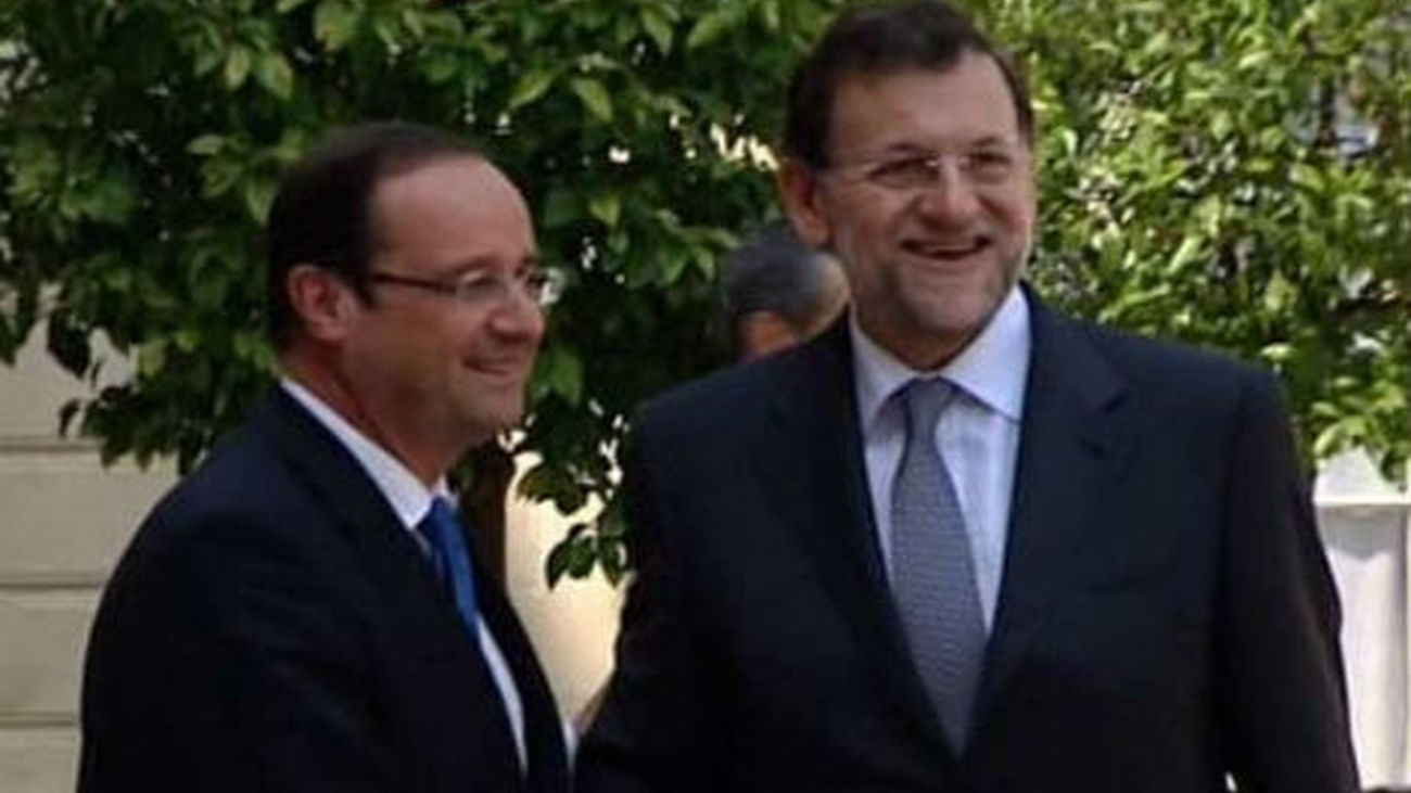 Rajoy y Hollande analizan "la situación de la zona euro y las políticas de crecimiento