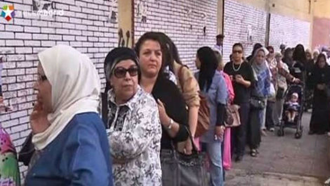 Los egipcios acuden masivamente a las urnas en un ambiente de normalidad