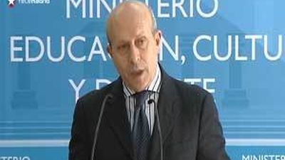 Rajoy descarta reunirse con los rectores tras su plante a Wert