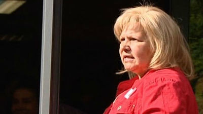 Medio millar de corredores participan en la carrera popular de la AVT