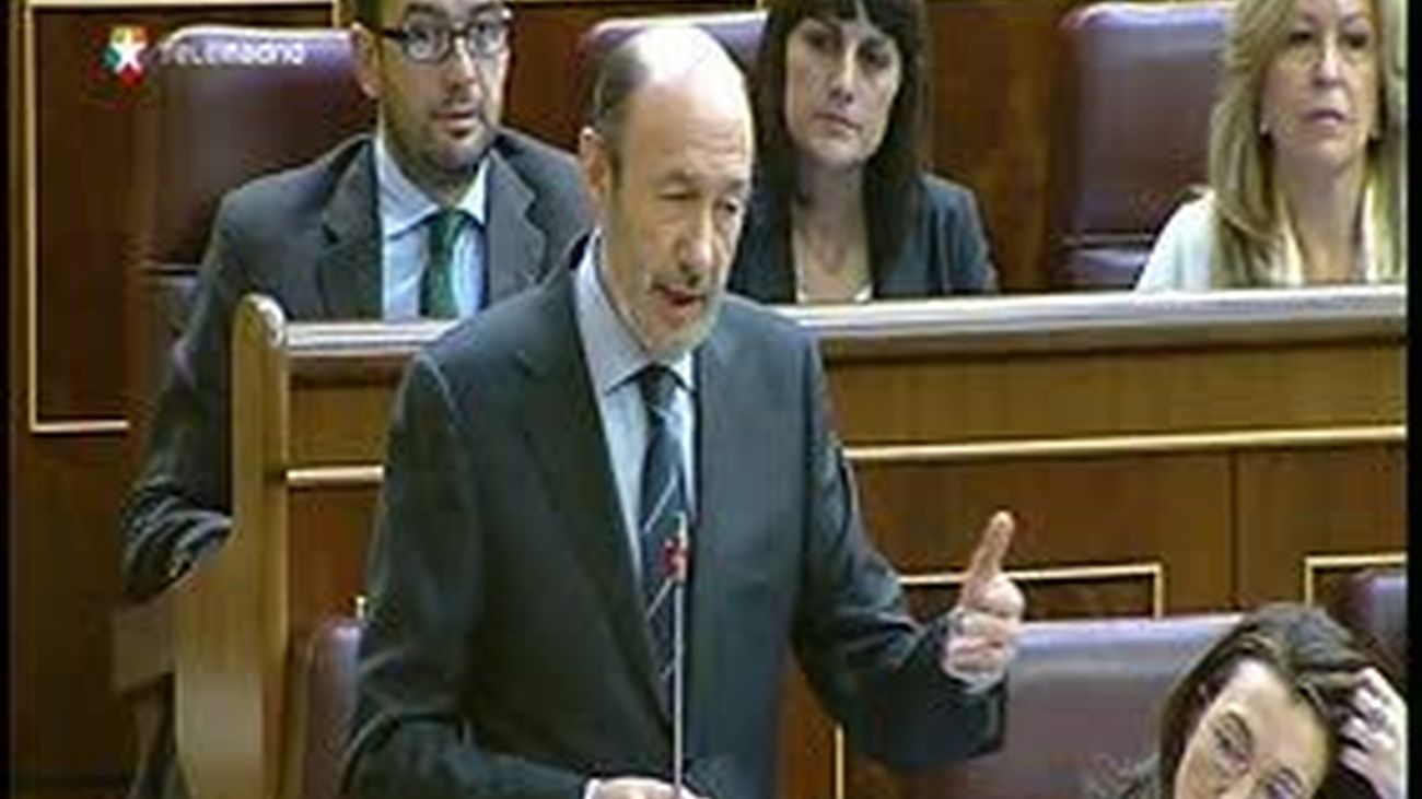 El PSOE pide investigar Bankia por la negativa del PP a las comparecencias