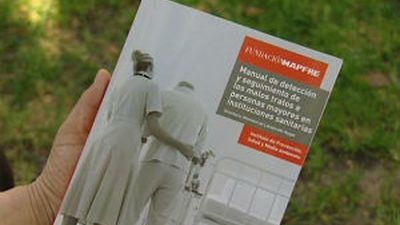 El Clínico presenta el Manual de Detección de Malos Tratos a mayores en Instituciones Sanitarias