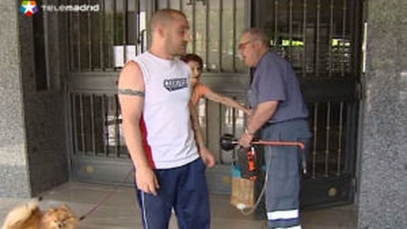 Cuatro personas intoxicadas por monóxido de carbono en Vallecas