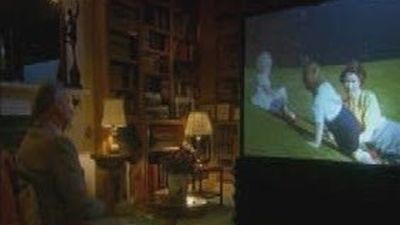 Carlos de Inglaterra rinde tributo a su madre en un emotivo documental