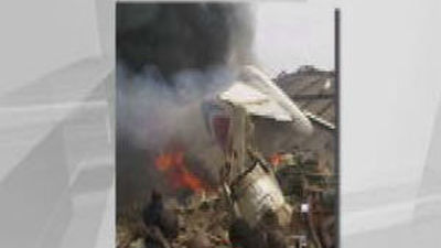 Un avión con 159 pasajeros a bordo se estrella en Nigeria