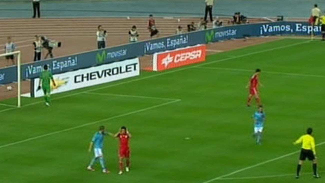 España sufrió para ganar ante una "muralla" china en su último ensayo