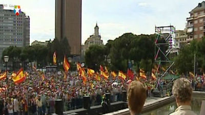Cientos de personas apoyan a las víctimas del terrorismo contra la reinserción de presos