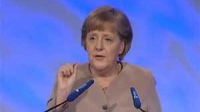 Merkel afirma que la ayuda a España tendrá una "condicionalidad" diferente