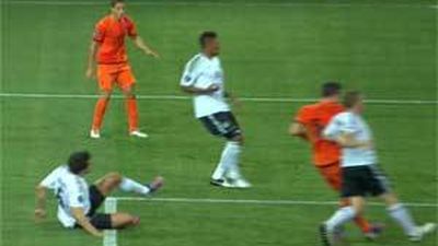 Alemania vence con Supermario Gómez 1-2 a Holanda