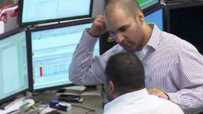 El Ibex sube un 2,67% y la prima de riesgo baja a 551 puntos