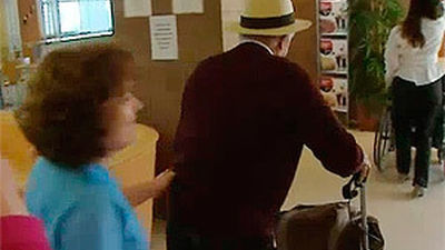 Cuando una familia entera vive con la pensión del abuelo