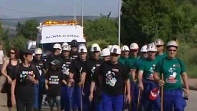 La "marcha negra" sale de Asturias arropada por miles de personas