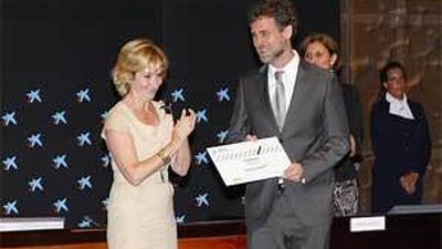 Aguirre entrega el Premio Emprendedor XXI