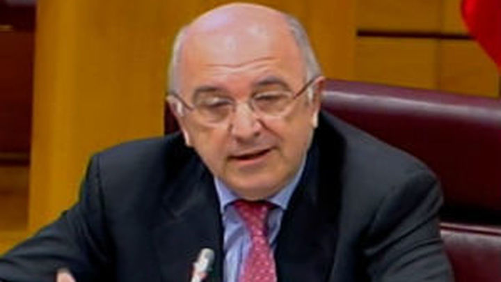 Almunia cree que el fondo de rescate debería comprar  deuda de España e Italia
