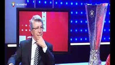Cerezo: "Falcao se queda"