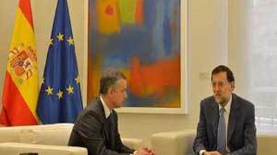 Urkullu insta a Rajoy a "seguir dando pedales" para lograr la desaparición de ETA