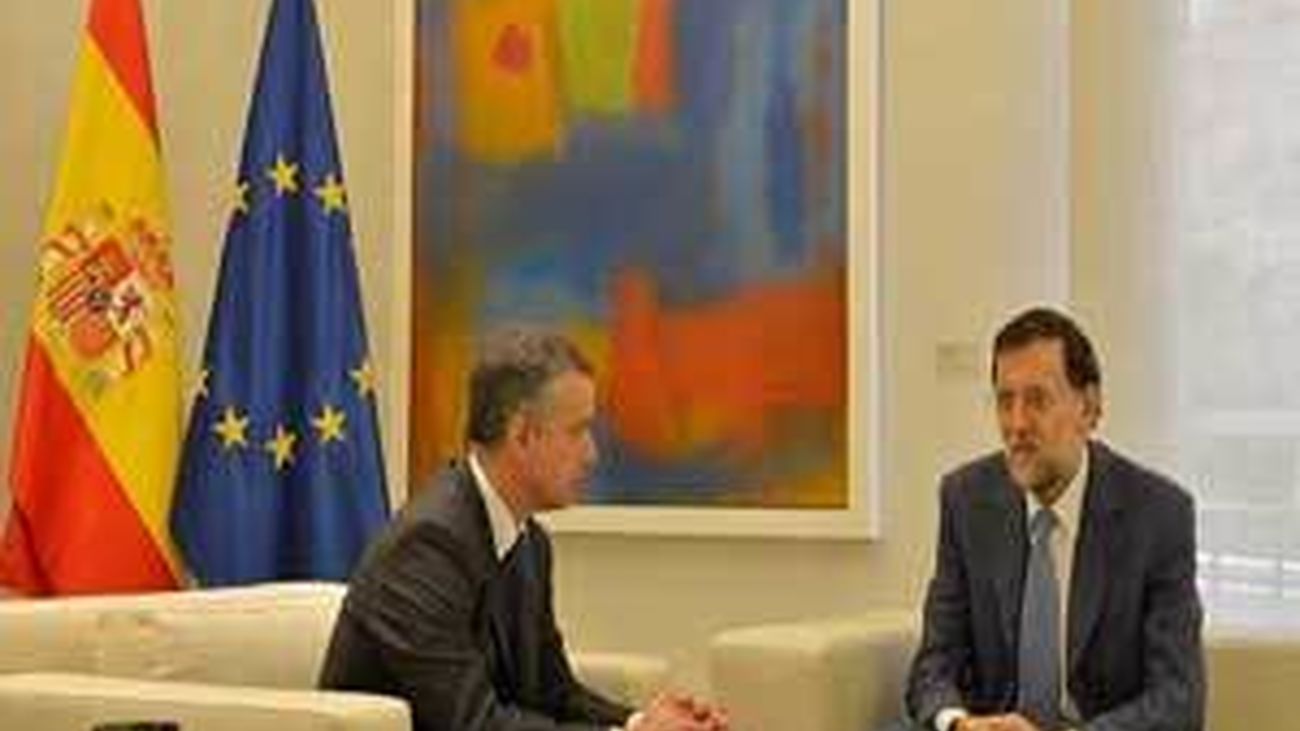 Urkullu insta a Rajoy a "seguir dando pedales" para lograr la desaparición de ETA