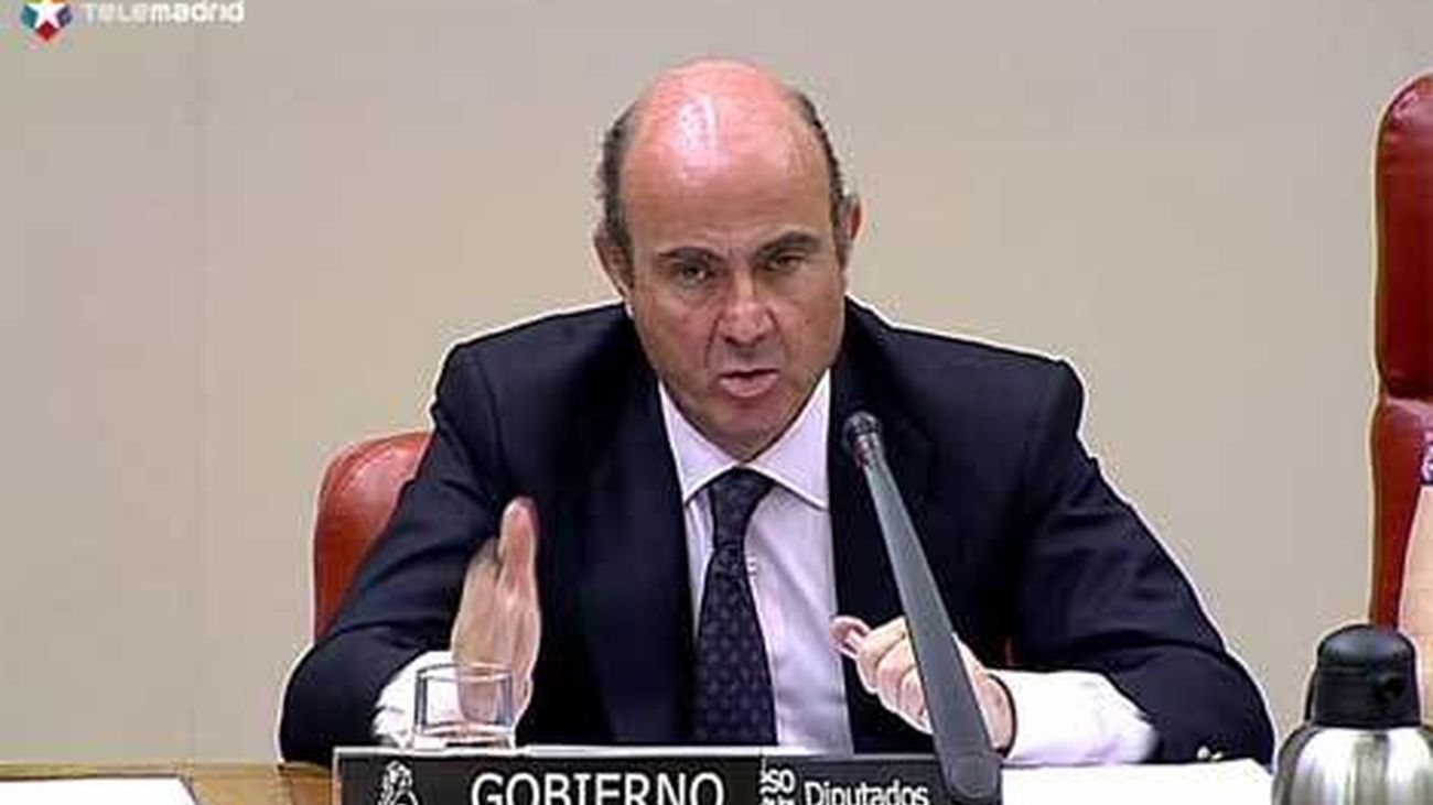 De Guindos: la banca que requiera ayuda pública tendrá que segregar sus activos tóxicos