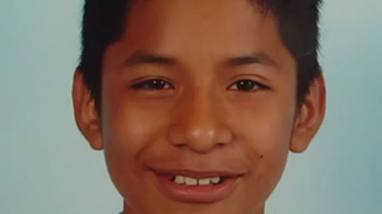 Si ves a este niño llama al 112