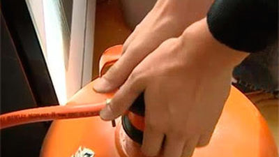 Detienen a los falsos revisores de gas que robaban a ancianos