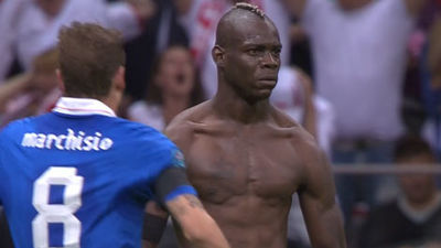 (2-1) Balotelli fulmina a Alemania e Italia será el rival de España en la final