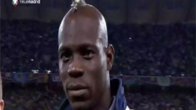 La prensa italiana destaca que Alemania se rinde ante Balotelli