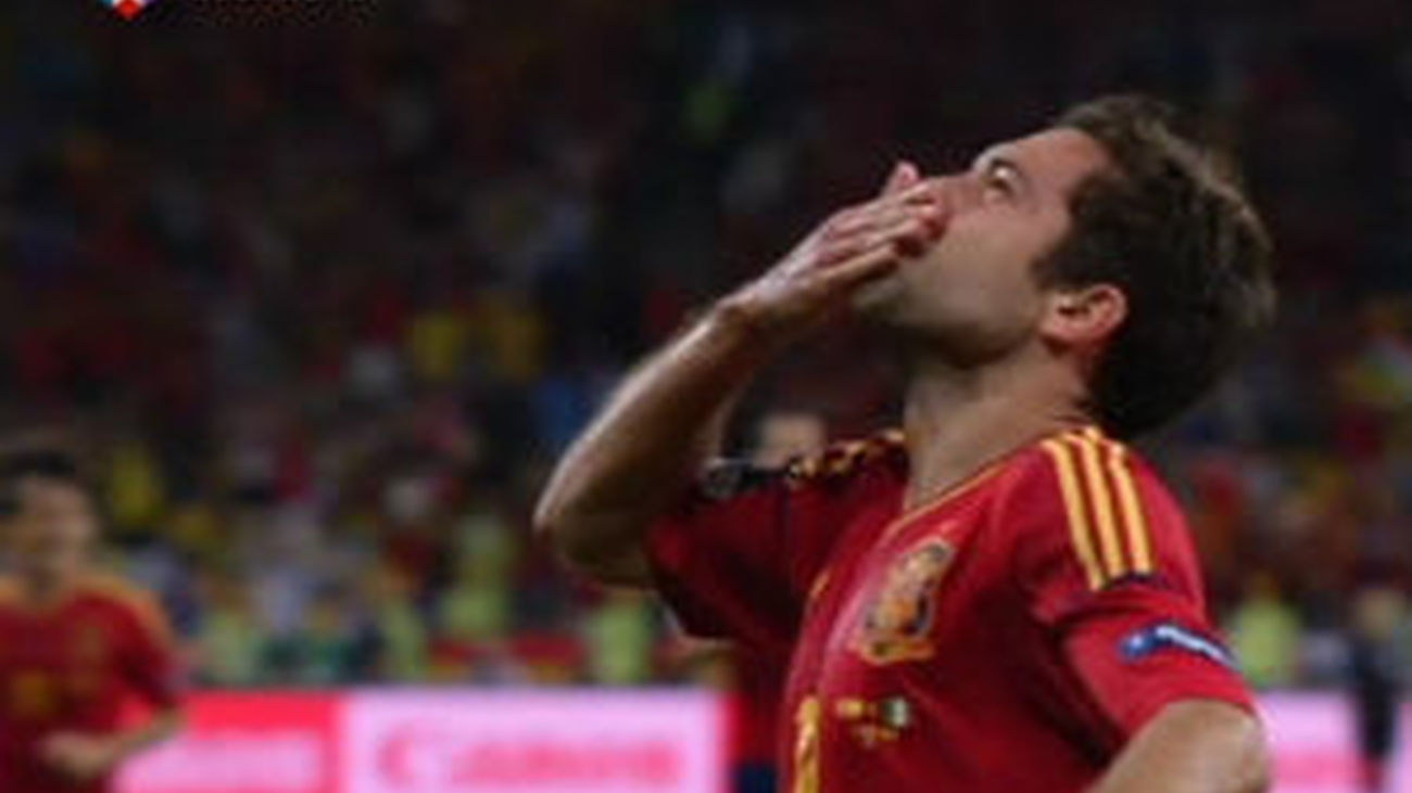 El mundo del deporte se vuelca en Twitter con la selección nacional