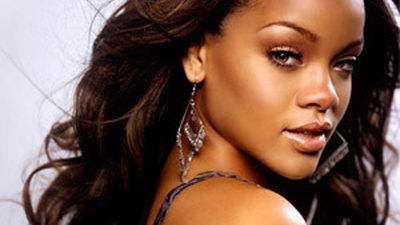 Rihanna reina en las redes sociales según Forbes