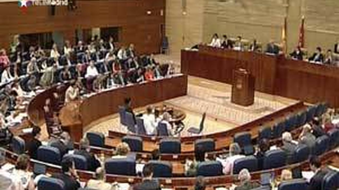 La Asamblea aprueba la modificación de los presupuestos para ahorrar 1.045 millones en 2012