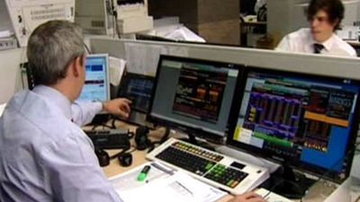 El bono español roza el 7% y el IBEX 35 cae el 3,1%