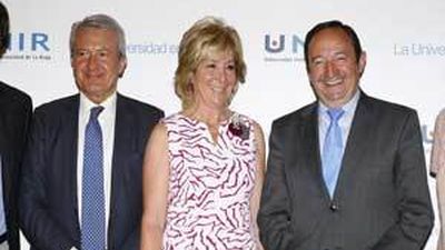 Aguirre elogia el espíritu emprendedor entre los  jóvenes frente al "ideal" de hacerse funcionarios