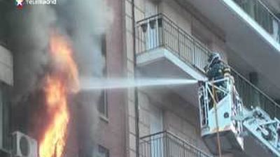 Un incendio calcina un piso de Juan de Urbieta sin daños personales