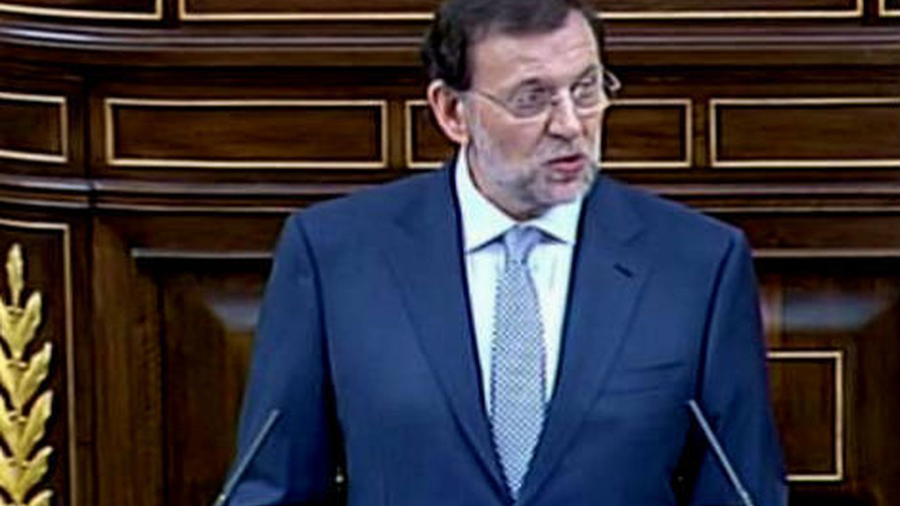 Rajoy sube el IVA al 21% y elimina la paga de Navidad de los funcionarios
