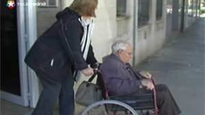 La reforma de dependencia primará los cuidados profesionales sobre familiares