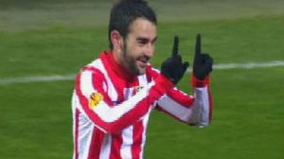 El Tottenham está dispuesto a pagar la claúsula de Adrián