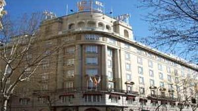 Los hoteleros madrileños prevén que la subida del IVA destruirá  un 10% de los puestos de trabajo