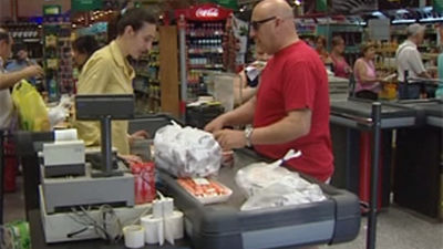 Manglano defiende la liberalización de horarios comerciales