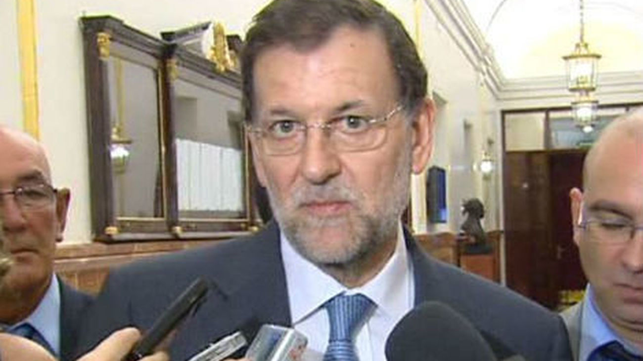 Rajoy dice que ha optado por la vía más dura y difícil, pero más responsable