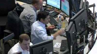 La prima se dispara hasta los 610 puntos y la bolsa cae un 5,82%