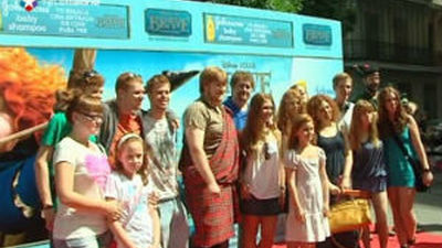 Reunión de pelirrojos en Madrid para ver en primicia la película "Indomable"