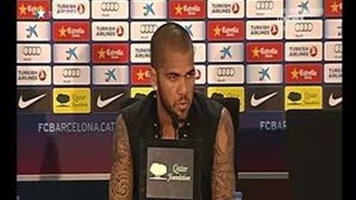 Alves: "Me molestó que el club no saliera a defenderme"