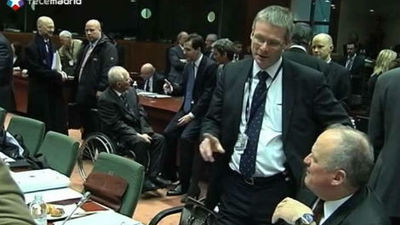 El Eurogrupo sopesa que el fondo de rescate compre deuda de España