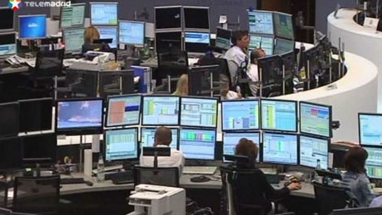 España paga más para emitir 4.600 millones en bonos de deuda tras el desafío soberanista