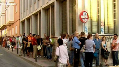 Dos de cada tres parados de larga duración tienen menos de 45 años