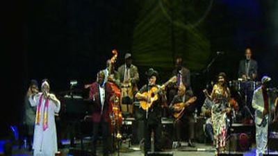 Buenavista Social Club hace bailar a su son a todo el Circo Price