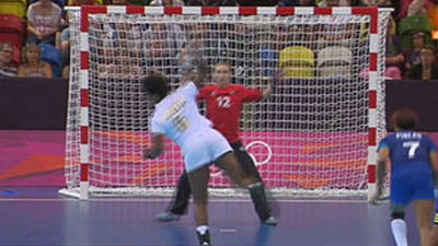 (18-18) Las españolas de balonmano dejan escapar la victoria en el último suspiro