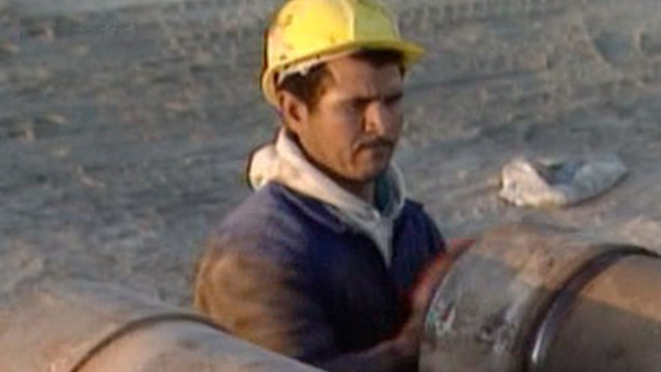 Empleo:Camareros e Ingenieros de diversas ramas