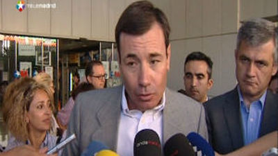 Tomás Gómez se reúne con representantes sindicales del Hospital de Móstoles